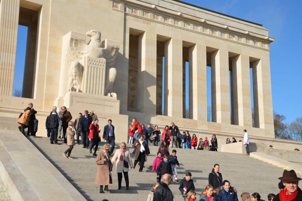 F2 Proche Gare Et Toute Commodite Château-Thierry Exterior foto