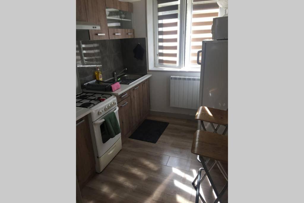 F2 Proche Gare Et Toute Commodite Château-Thierry Exterior foto